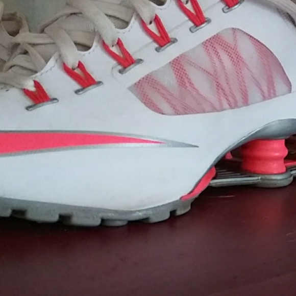 Nike Shox coral sz7 - Picture 3 of 6